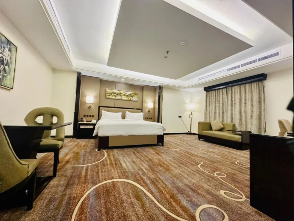 Executive Suite bedroom